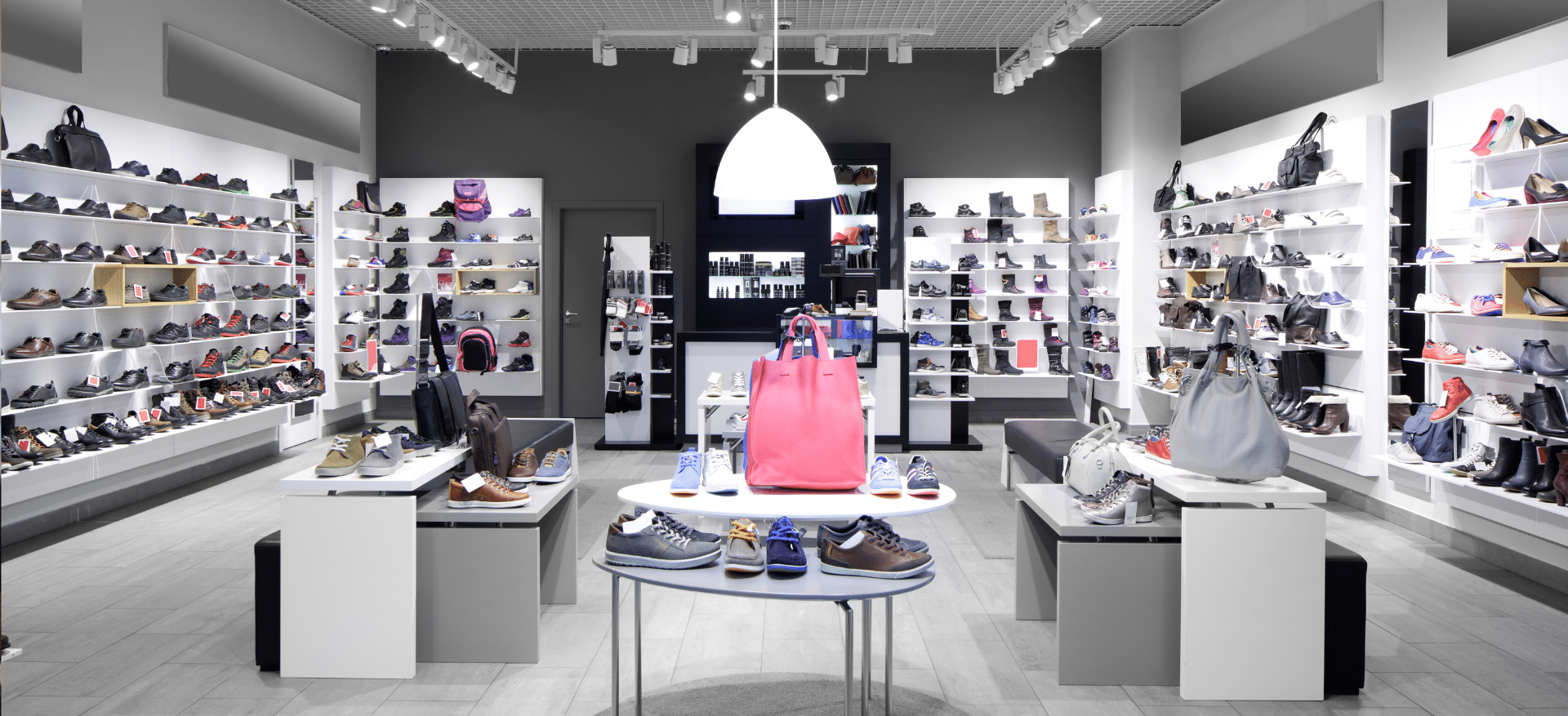 agencement magasin chaussures