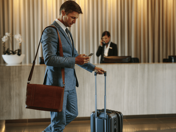 renovation hotel agencement magasin chaussures femme