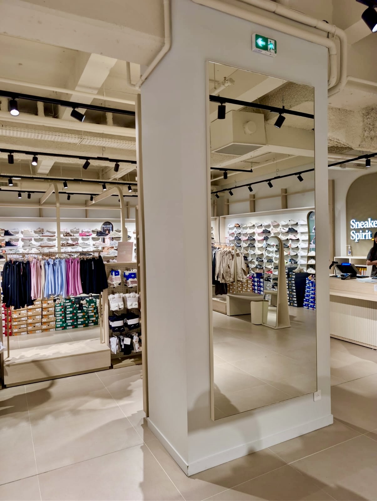 amenagement-magasin-courir-nice Aménagement magasin Courir