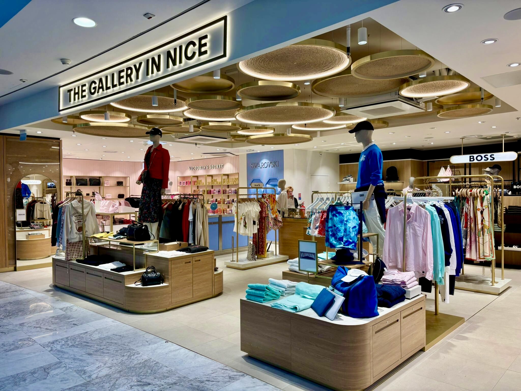 Aménagement boutique aéroport