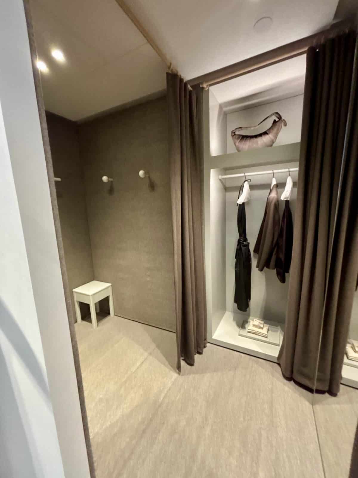 Aménagement boutique Lemaire Paris Aménagement boutique Lemaire Paris